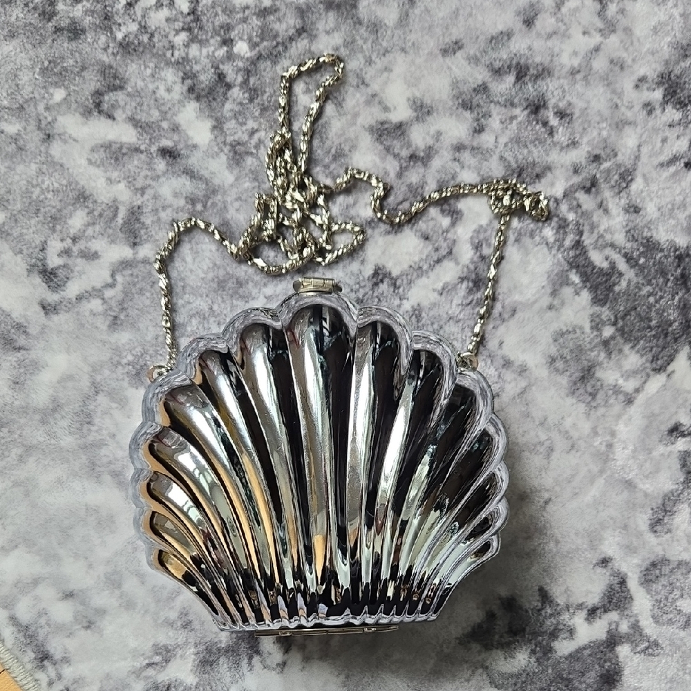 Vintage Walborg Black Shell Clutch with Silver Trim